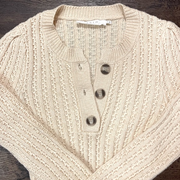 ASTR THE LABEL Aspen Sweater in Cream - Picture 8 of 8